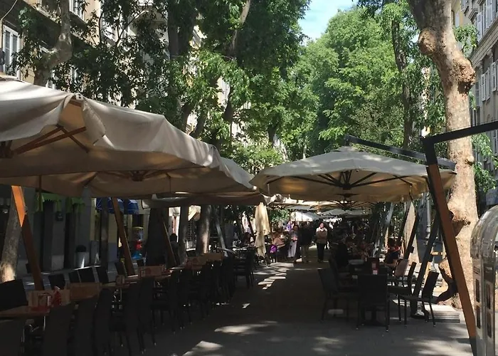 Giostra Flat Apartment *