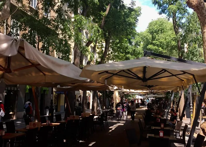 Giostra Flat Apartment